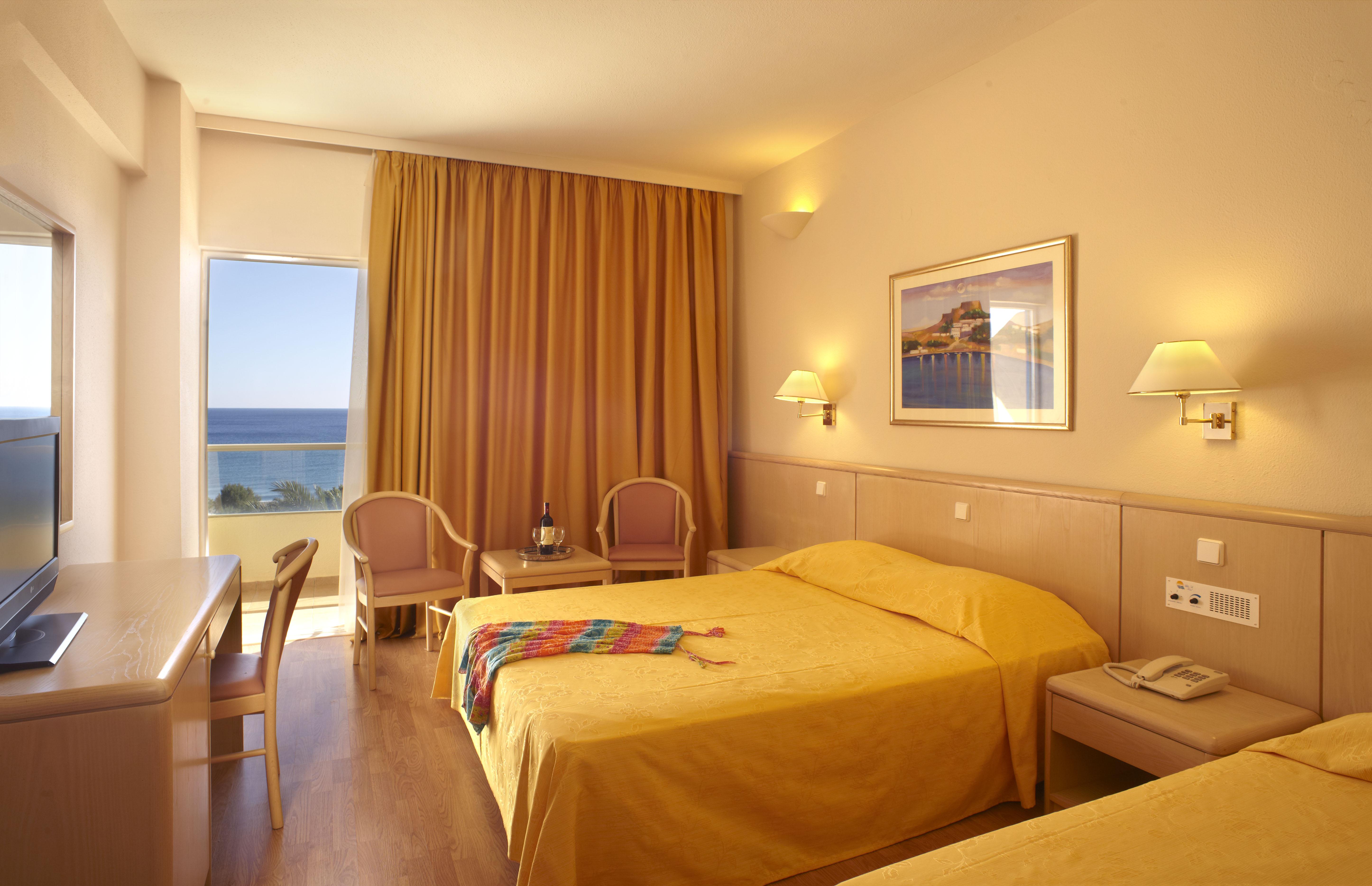 Blue Sea Beach Resort Faliraki Esterno foto
